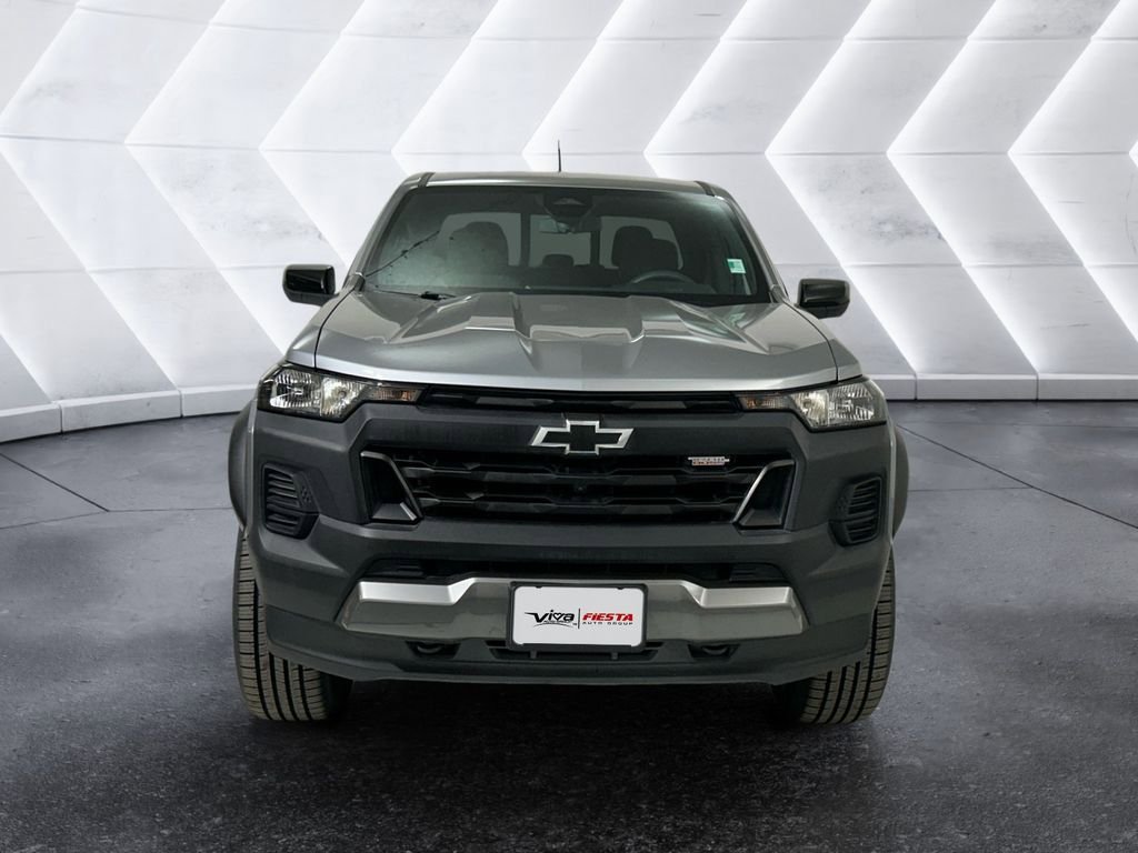 Used 2024 Chevrolet Colorado Trail Boss w/ Technology Package AWD/4WD image 2