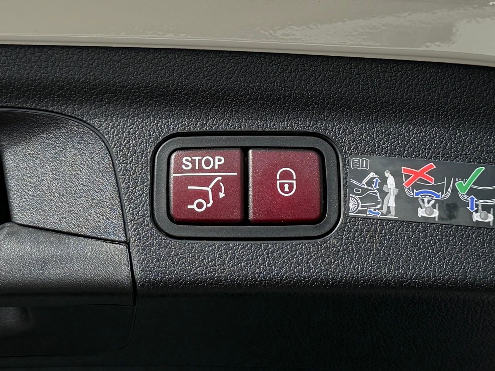 Used 2026 Mercedes-Benz GLE 450 4MATIC image 18