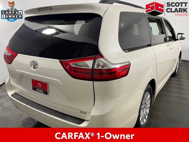 Used 2017 Toyota Sienna XLE image 8