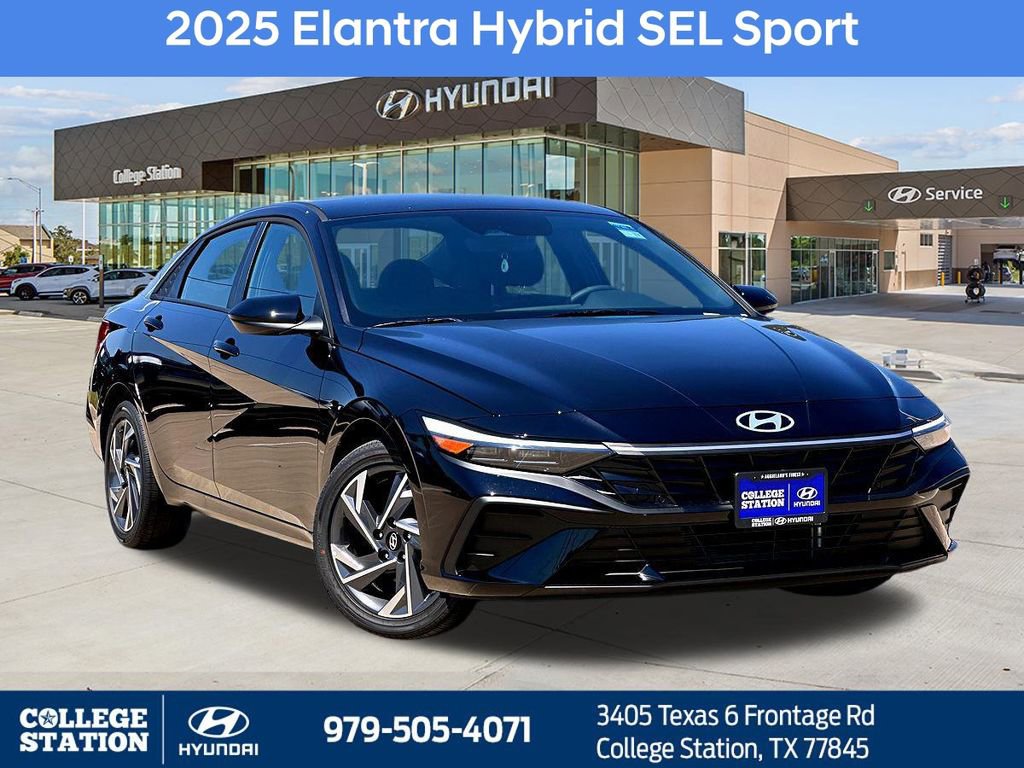New 2025 Hyundai Elantra SEL