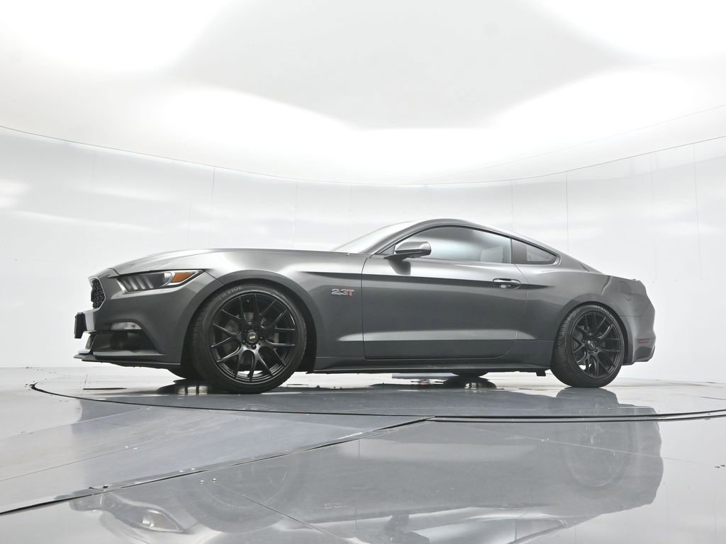 Used 2015 Ford Mustang Coupe RWD image 7