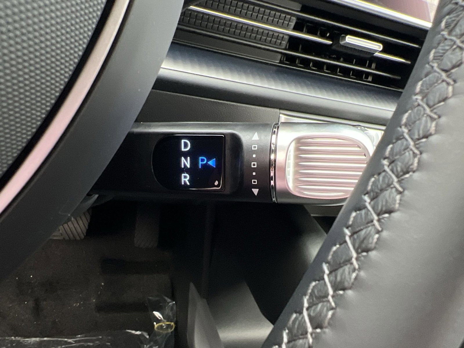 New 2025 Hyundai Ioniq 6 SE image 21