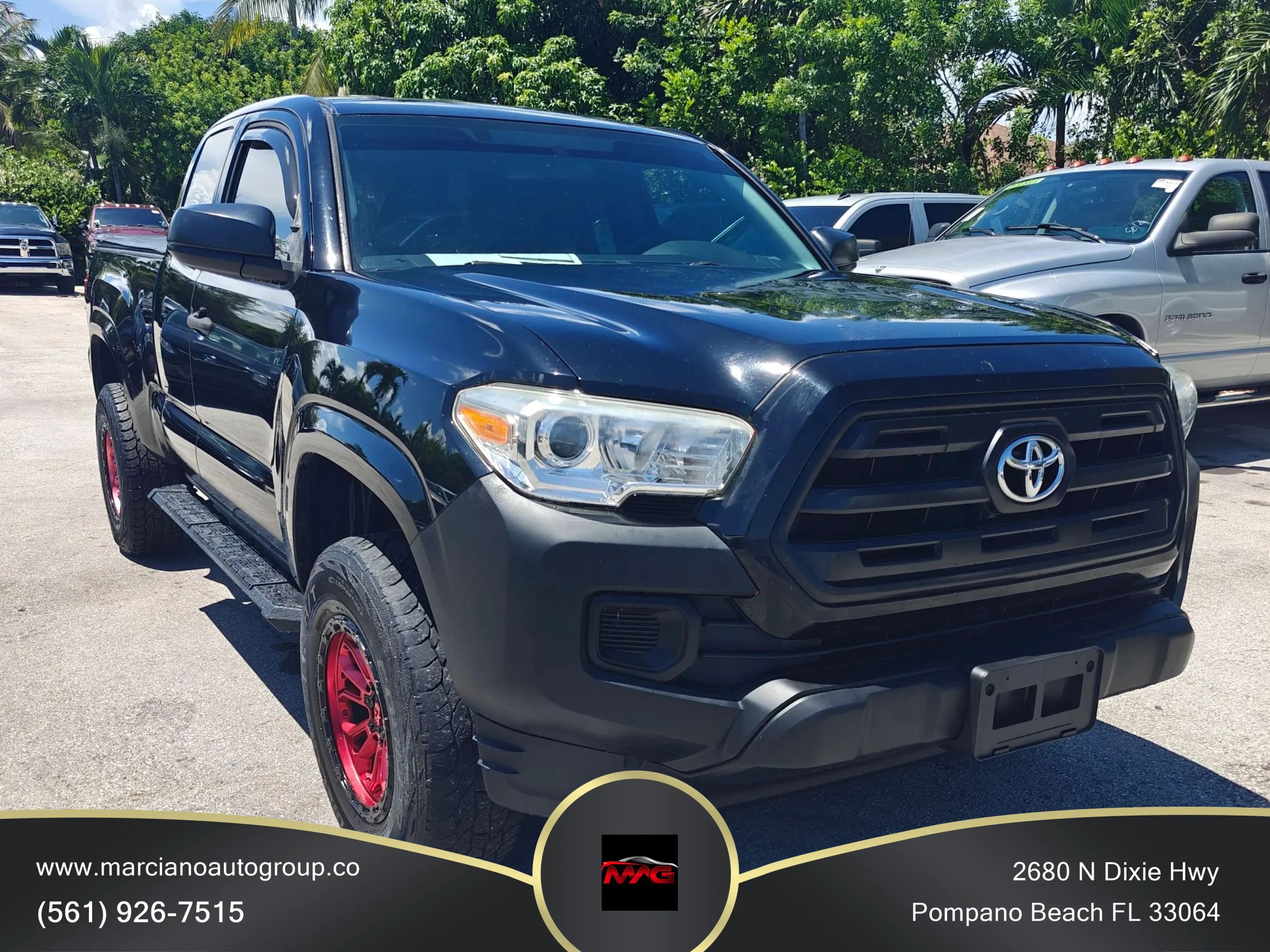 Used 2017 Toyota Tacoma SR RWD image 1