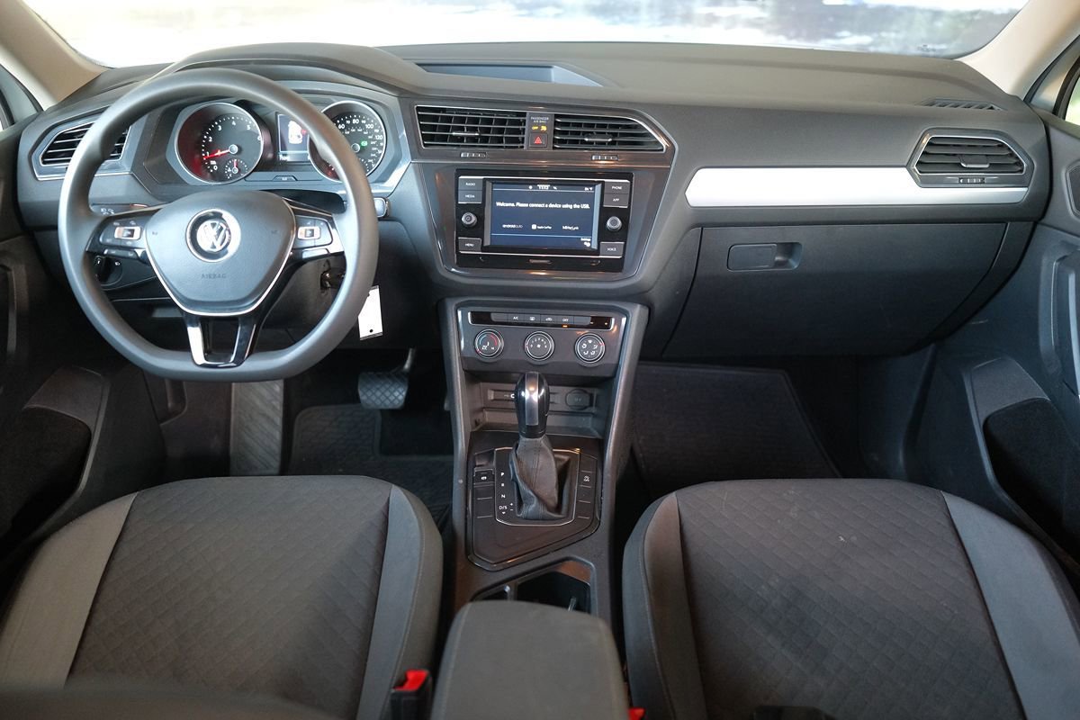 Used 2020 Volkswagen Tiguan S FWD image 19