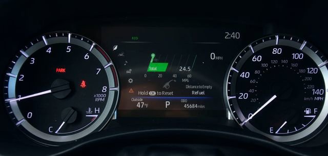 Certified 2024 Toyota Highlander XLE image 32