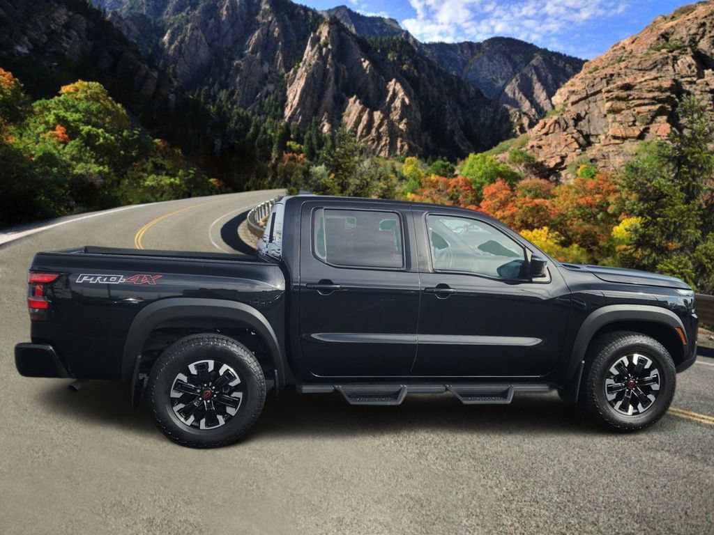 Used 2023 Nissan Frontier PRO-4X w/ Technology Package AWD/4WD image 2