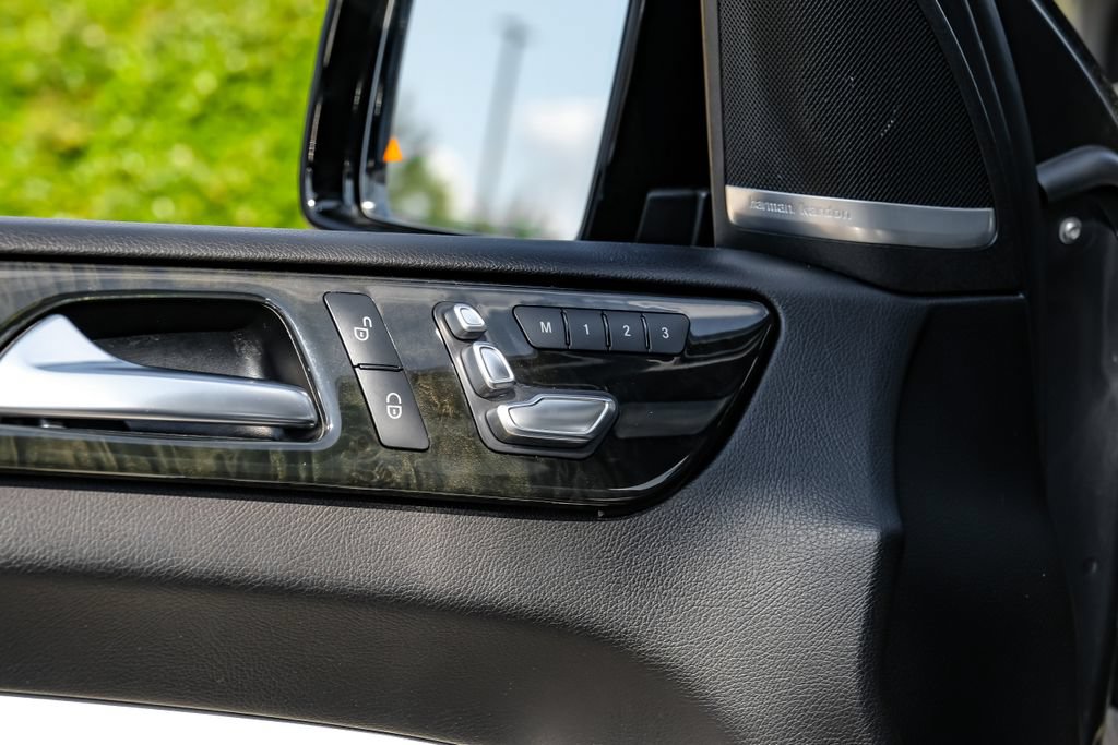 Used 2018 Mercedes-Benz GLS 550 4MATIC image 55