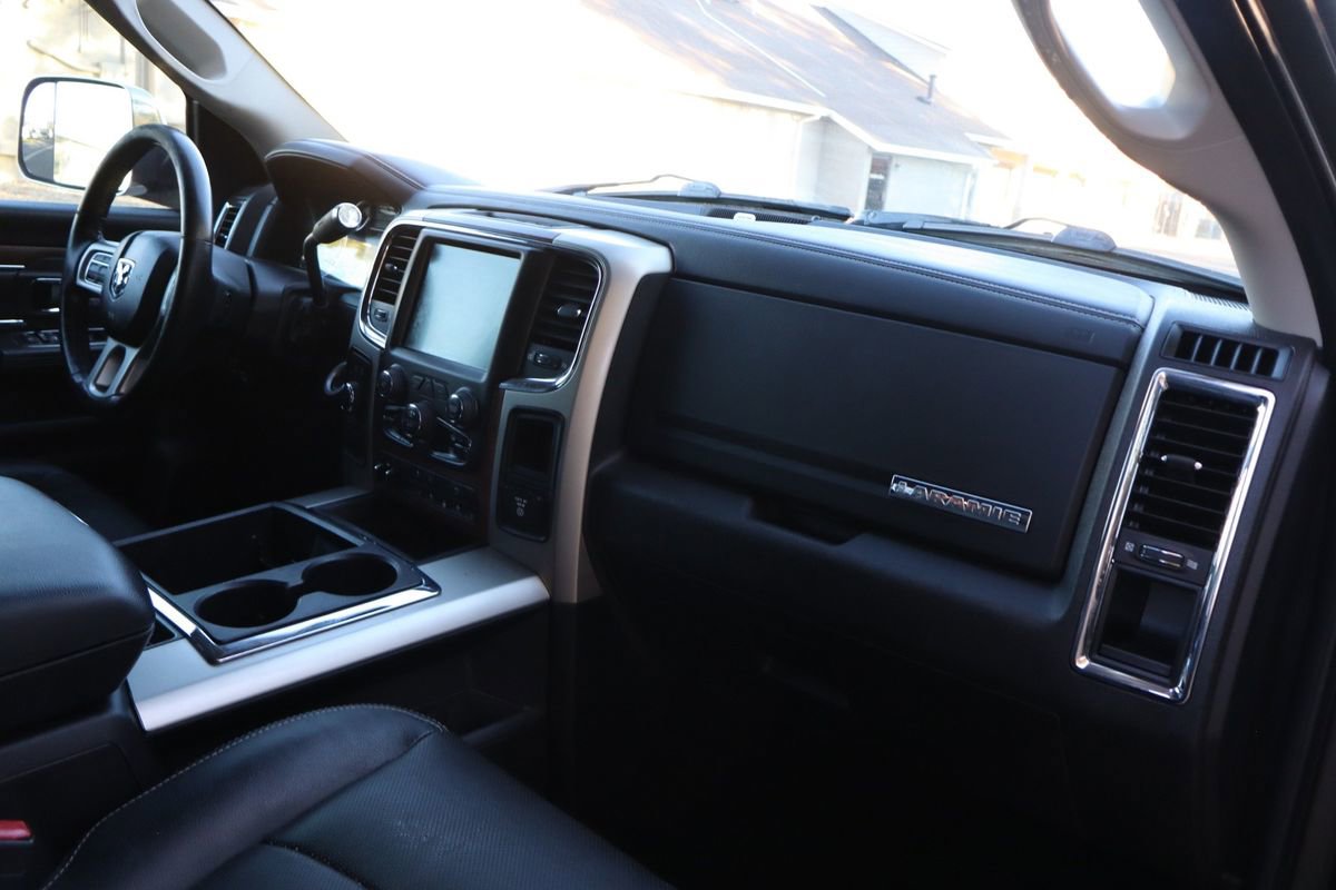 Used 2014 RAM 2500 Laramie w/ Protection Group image 18