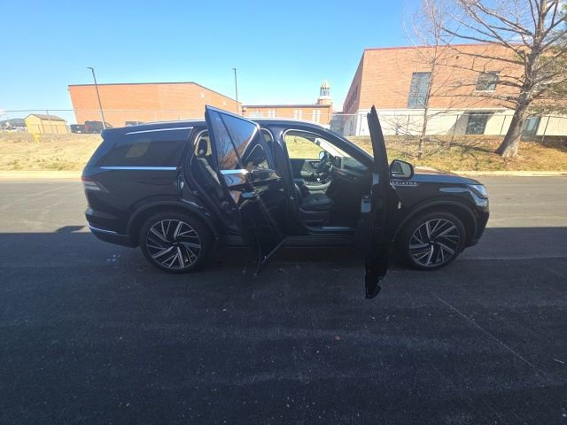 New 2026 Lincoln Aviator Reserve image 10