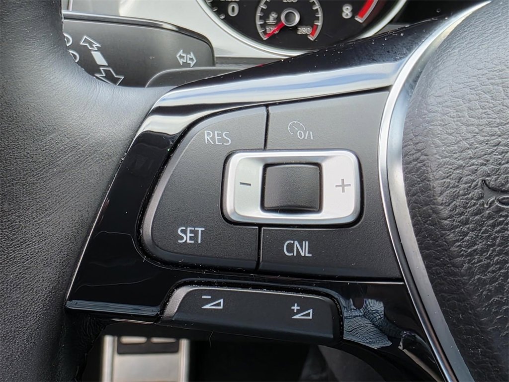 Used 2017 Volkswagen Golf Alltrack SE image 23