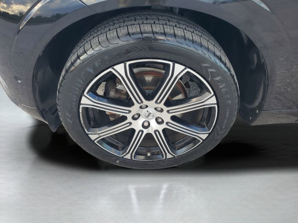 Used 2019 Volvo XC60 T5 Inscription w/ Protection Package Premier image 18