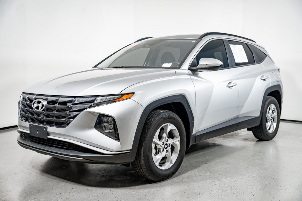 Certified 2023 Hyundai Tucson SEL AWD/4WD image 18