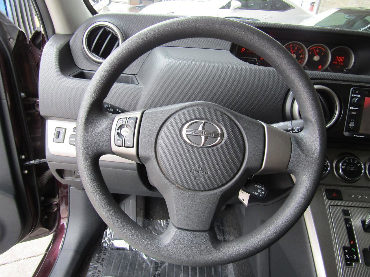 Used 2015 Scion xB image 13