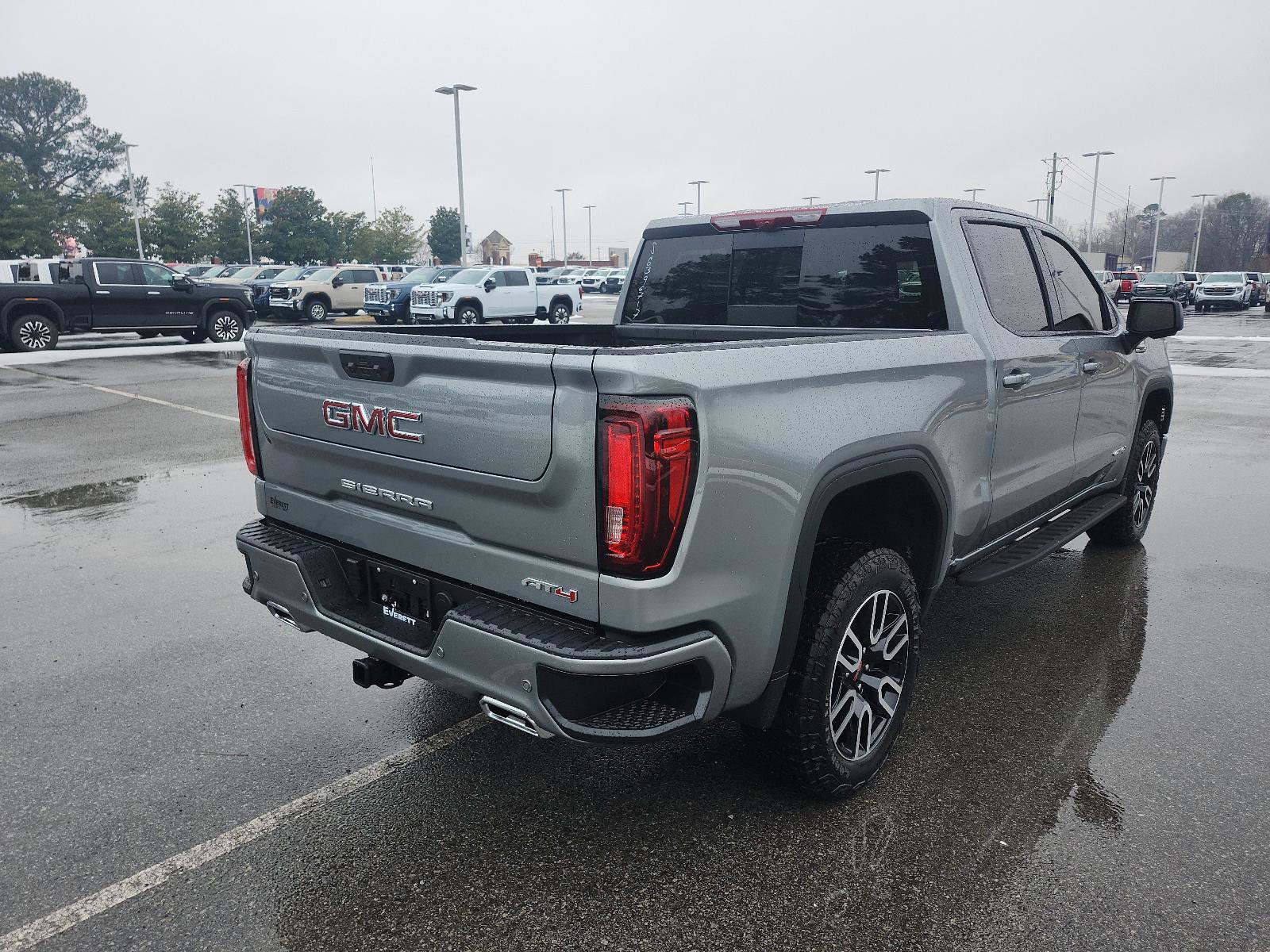 Used 2025 GMC Sierra 1500 AT4 w/ AT4 Premium Package image 3