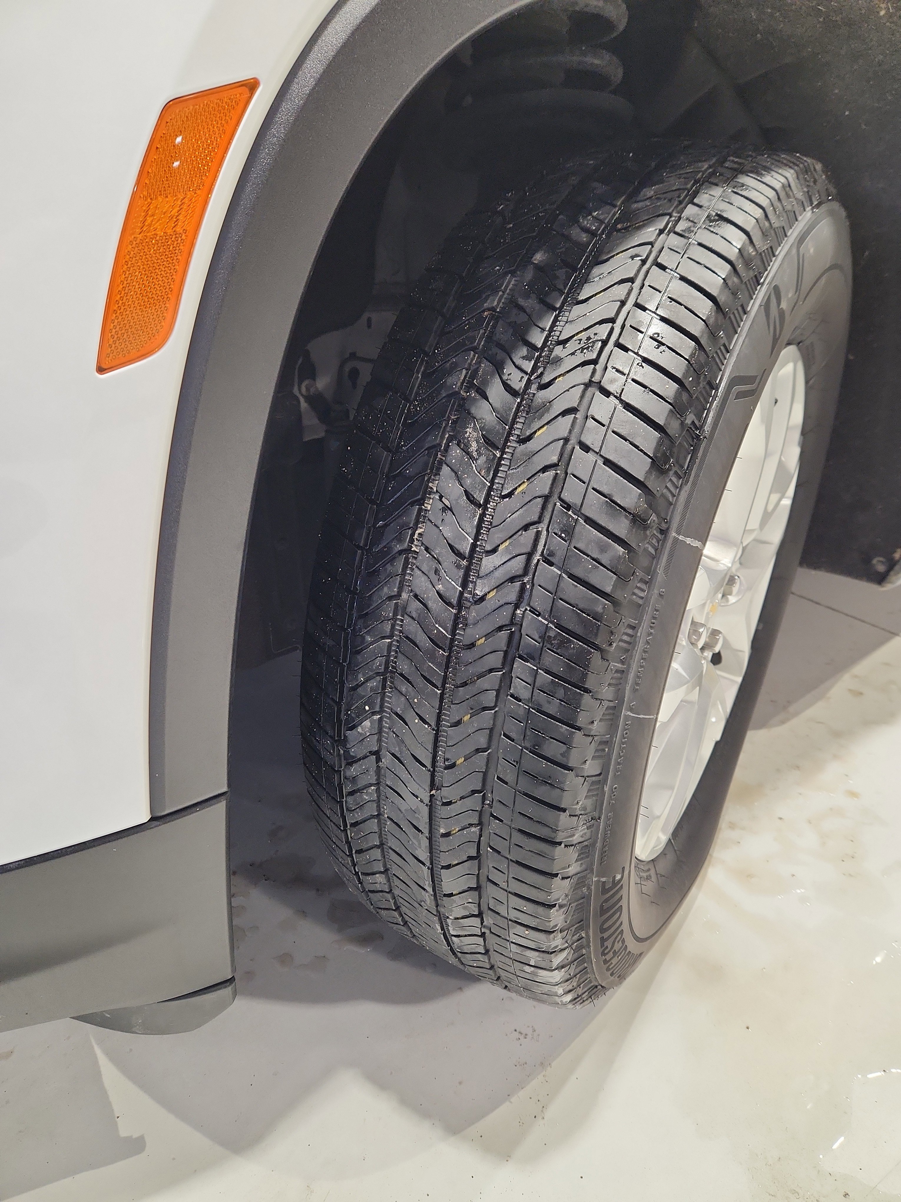 Certified 2023 Chevrolet Traverse LS image 23