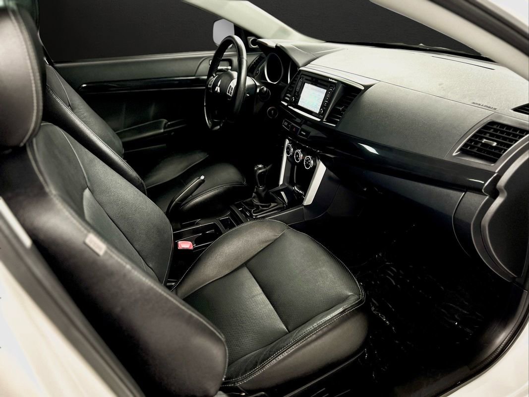 Used 2016 Mitsubishi Lancer GT image 22