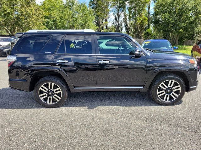 Used 2021 Toyota 4Runner Limited AWD/4WD image 9