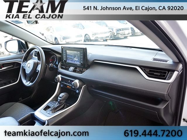 Used 2021 Toyota RAV4 XLE w/ Convenience Package AWD/4WD image 9