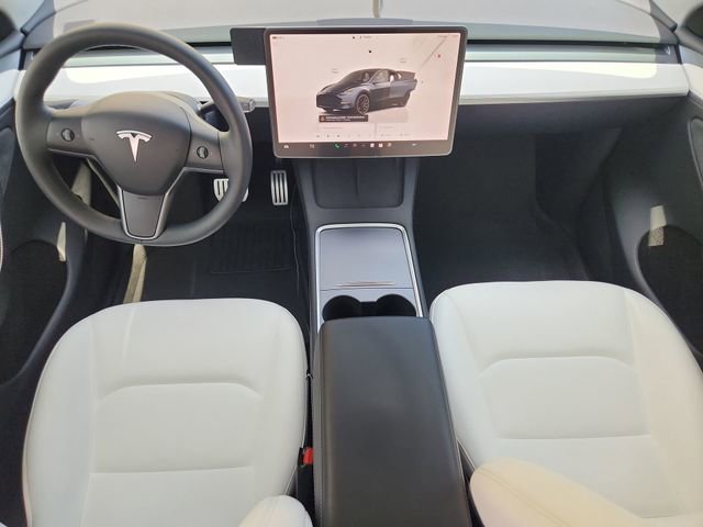 Used 2024 Tesla Model Y Performance image 20