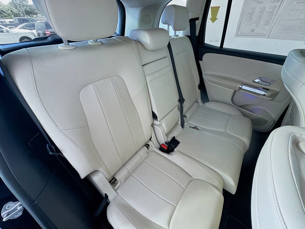 Used 2020 Mercedes-Benz GLB 250 image 24