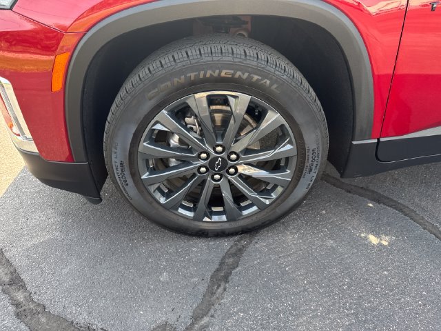 Used 2023 Chevrolet Traverse RS w/ LPO, Floor Liner Package AWD/4WD image 26