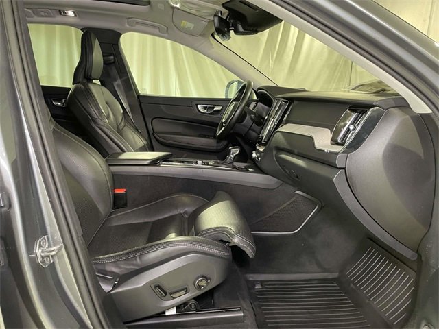 Used 2021 Volvo XC60 T5 Inscription w/ Protection Package Premier image 19