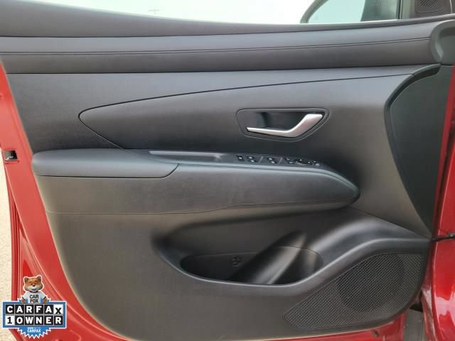 Used 2025 Hyundai Tucson SEL AWD/4WD image 16