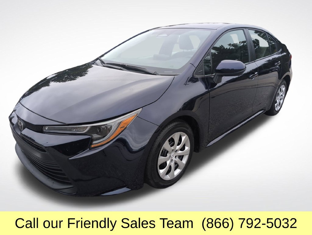 Certified 2025 Toyota Corolla LE FWD image 1