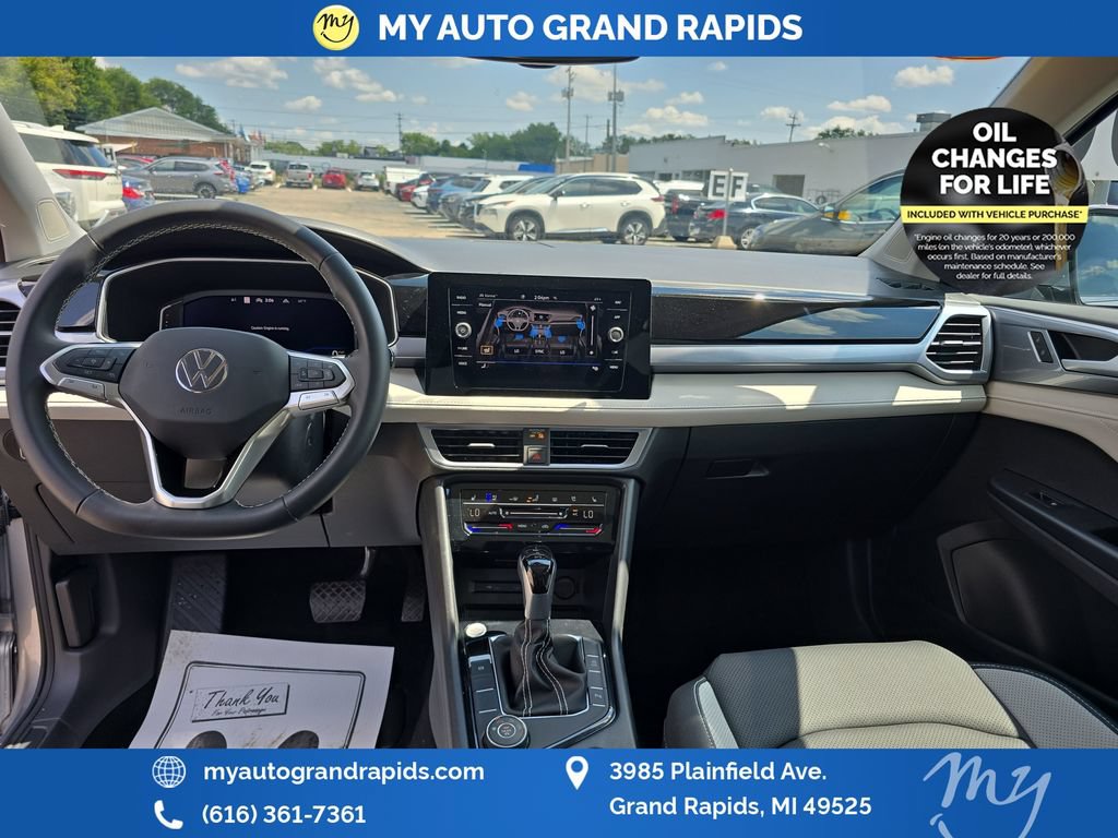 Used 2025 Volkswagen Taos SEL w/ Black Wheel Plus Package AWD/4WD image 12