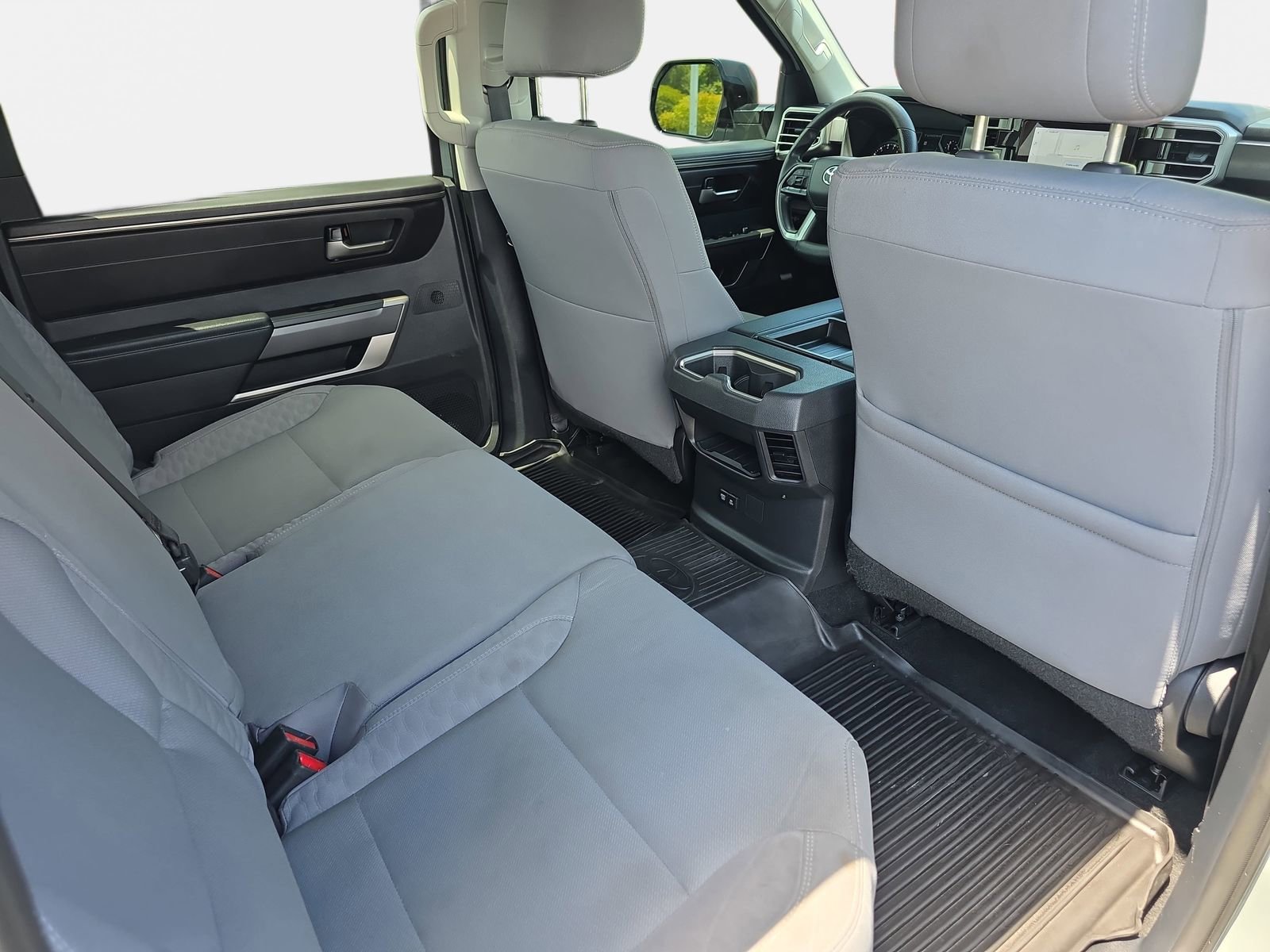 Used 2024 Toyota Tundra SR5 w/ SR5 Convenience Package AWD/4WD image 11