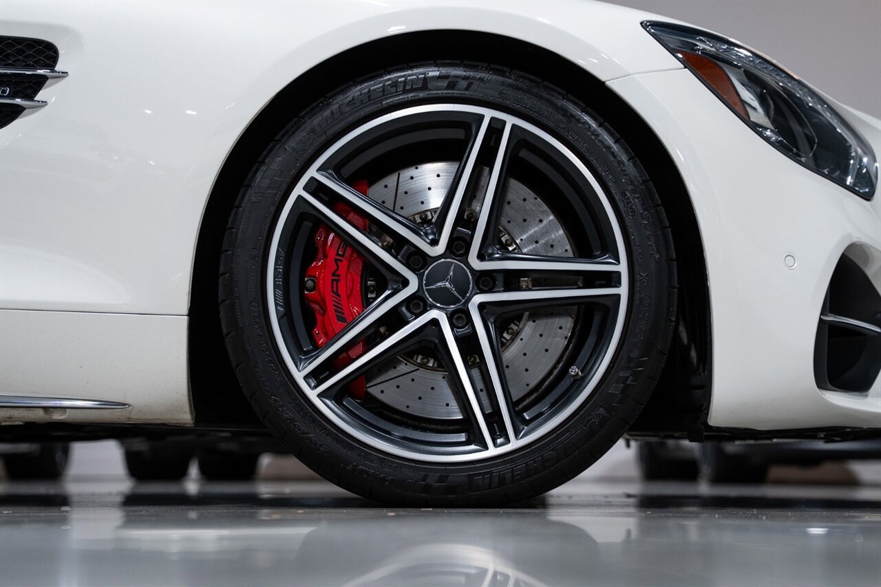 Used 2018 Mercedes-Benz AMG GT C image 16