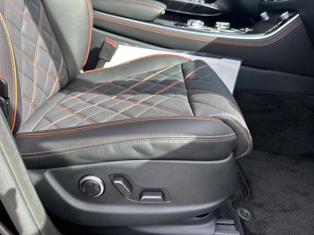 New 2026 Genesis GV70 3.5T Sport Prestige AWD/4WD image 39