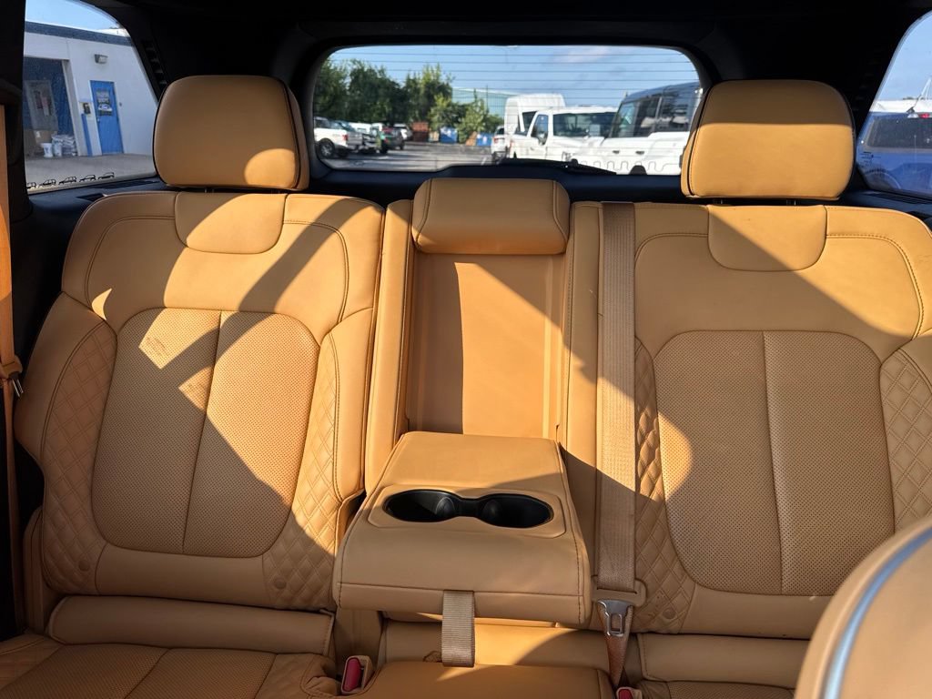 Used 2023 Jeep Grand Cherokee Summit AWD/4WD image 32