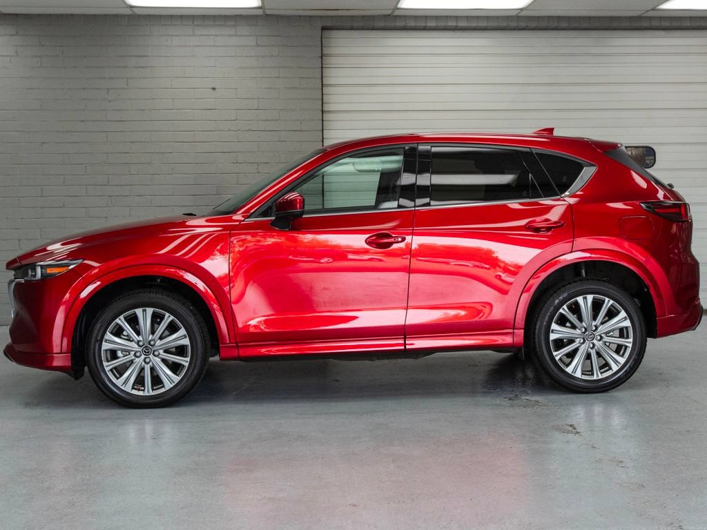 Used 2023 MAZDA CX-5 Signature AWD/4WD image 4