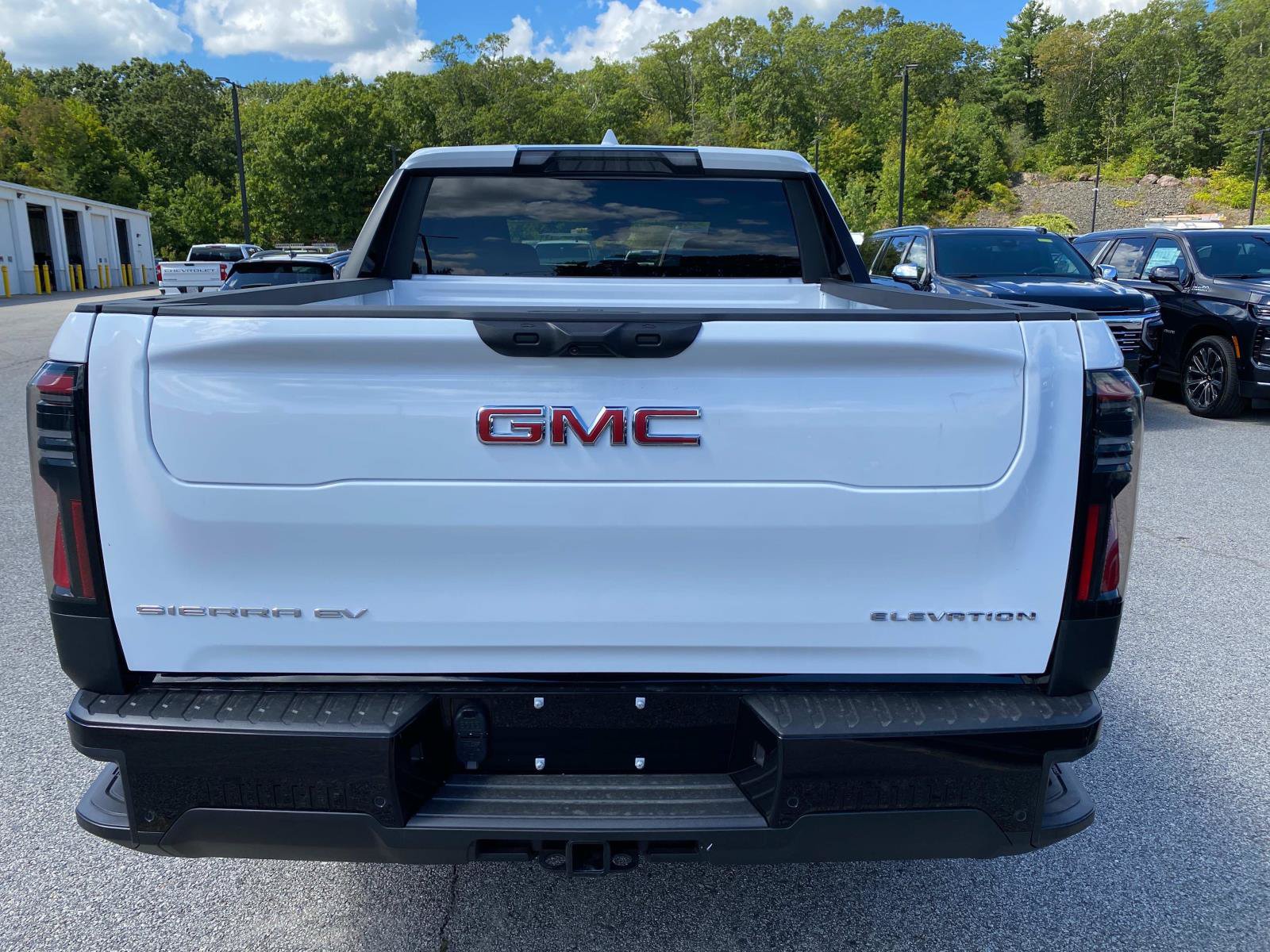 New 2026 GMC Sierra EV Elevation AWD/4WD image 4