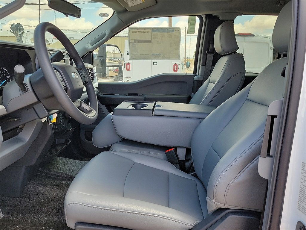 New 2024 Ford F450 XL image 19