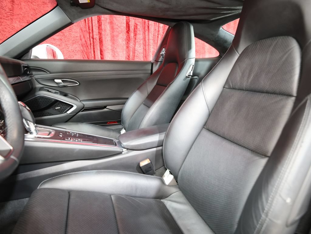 Used 2017 Porsche 911 Carrera RWD image 13
