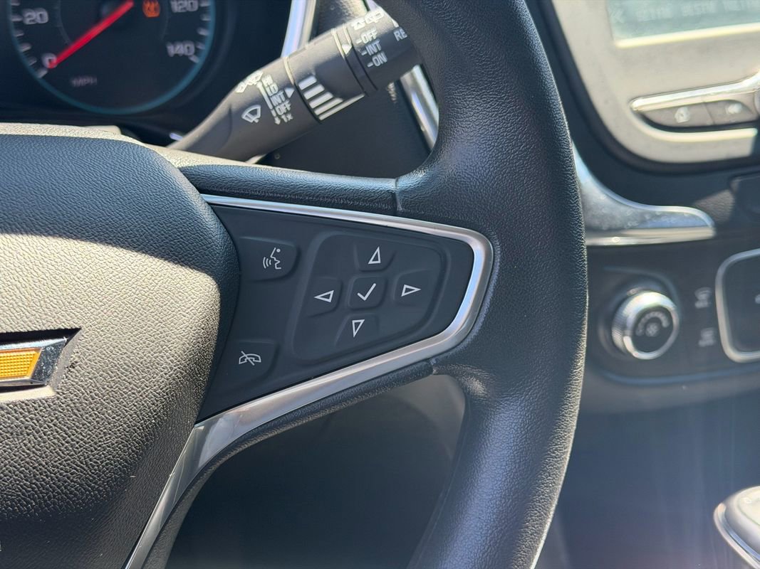 Used 2018 Chevrolet Equinox LT AWD/4WD image 15