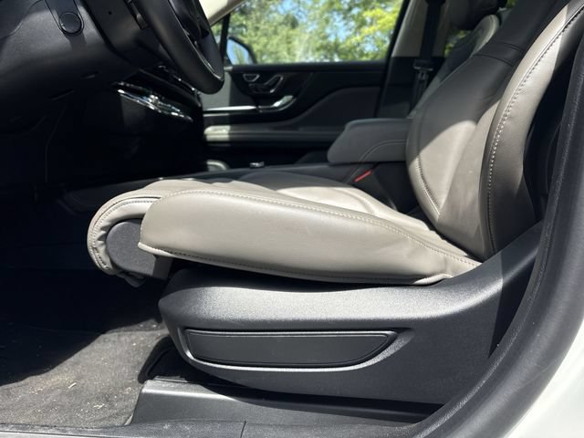 New 2024 Lincoln Corsair Grand Touring w/ Equipment Group 302A AWD/4WD image 12