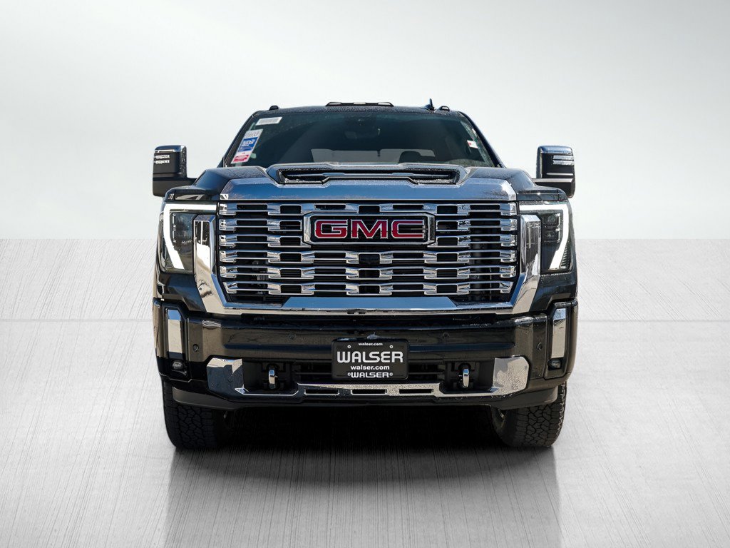 New 2026 GMC Sierra 3500 Denali w/ Denali Reserve Package AWD/4WD image 2