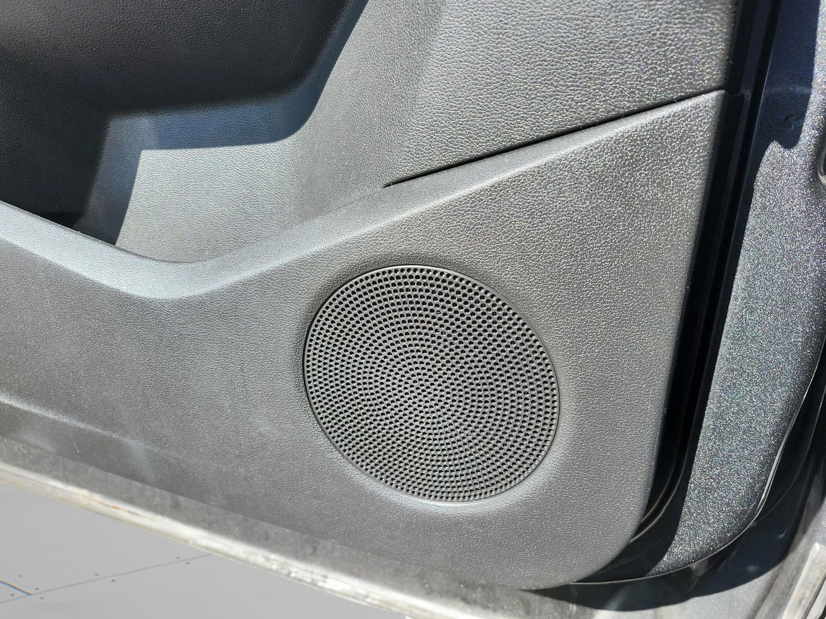 Used 2017 Ford Escape Titanium image 25