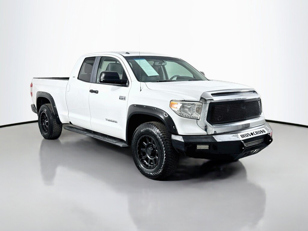 Used 2015 Toyota Tundra SR5 w/ TRD Off Road Package AWD/4WD image 7