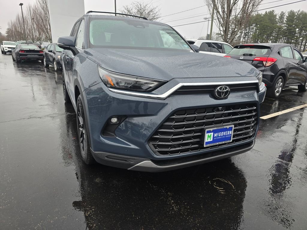 Certified 2024 Toyota Grand Highlander Platinum image 10