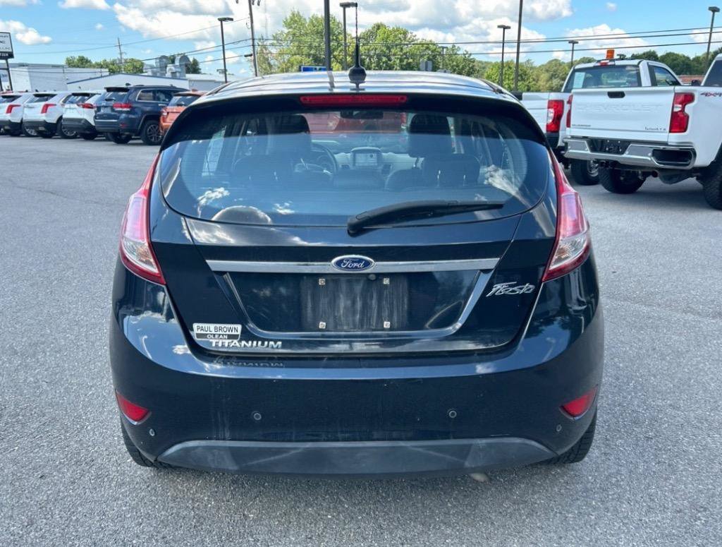 Used 2016 Ford Fiesta Titanium FWD image 6
