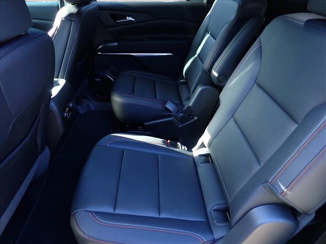 New 2026 Chevrolet Traverse Z71 w/ Enhanced Driving Package AWD/4WD image 10
