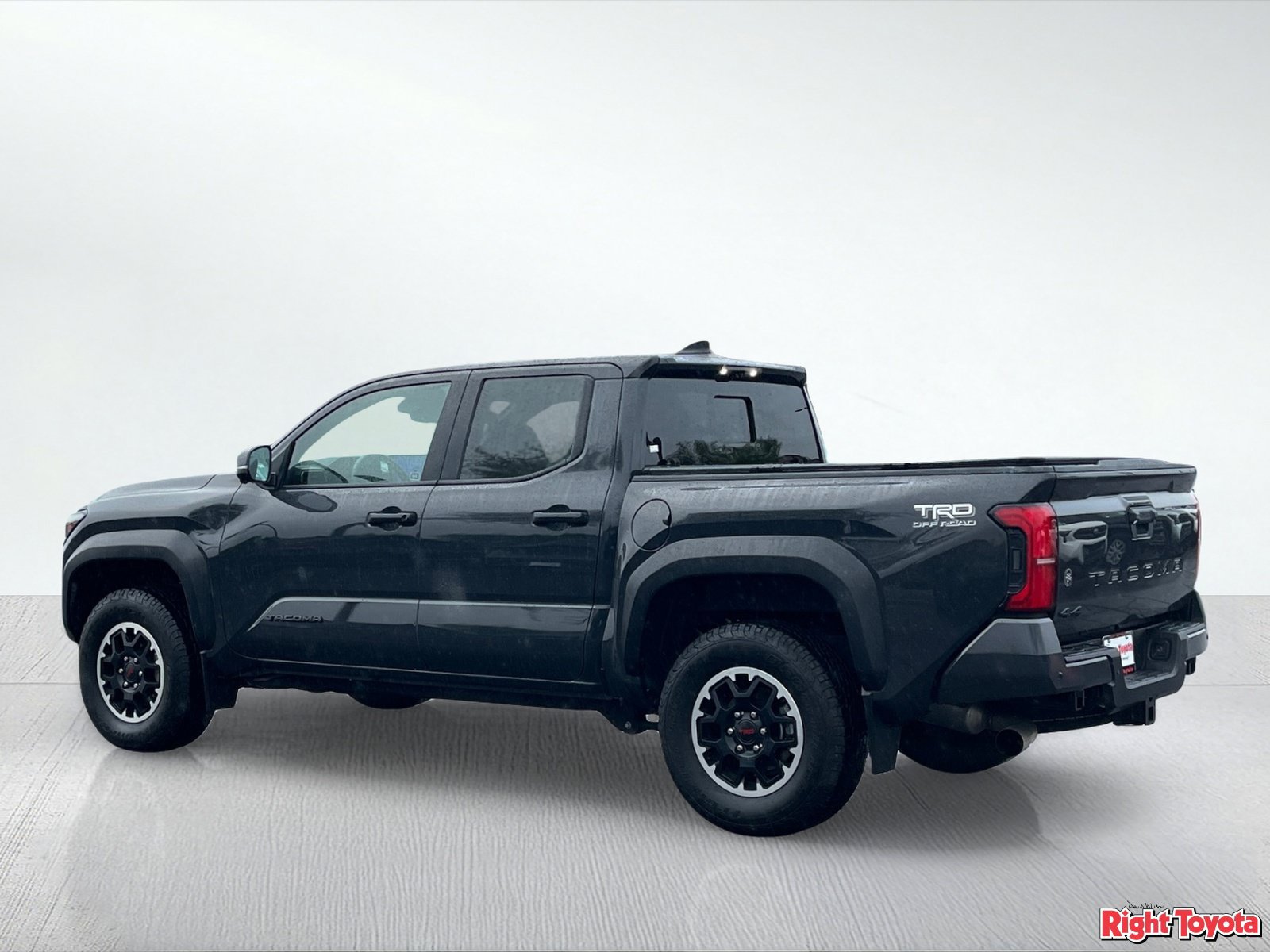 Used 2024 Toyota Tacoma TRD Off-Road w/ TRD Off Road Premium Package AWD/4WD image 4