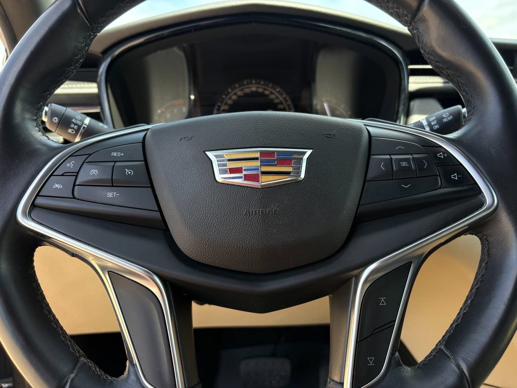 Used 2018 Cadillac XT5 FWD image 13