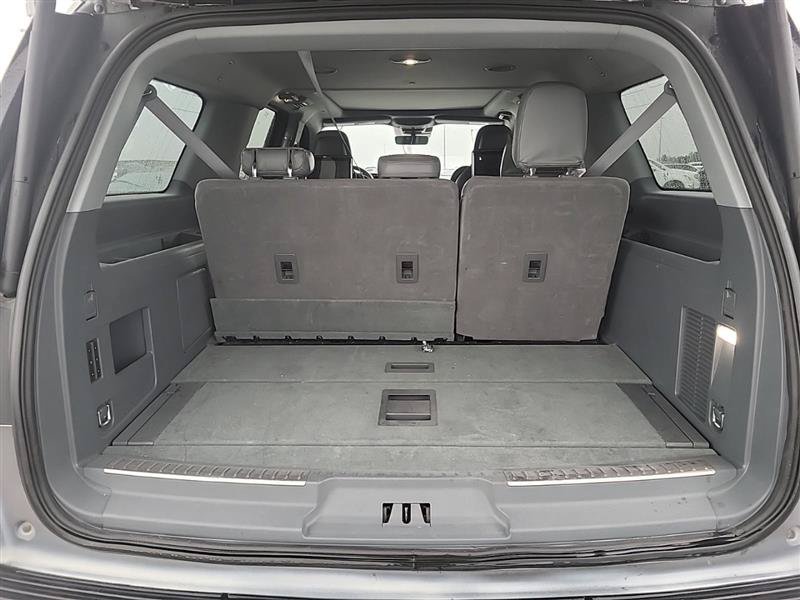 Used 2020 Lincoln Navigator L Reserve w/ Equipment Group 208A Reserve AWD/4WD image 10