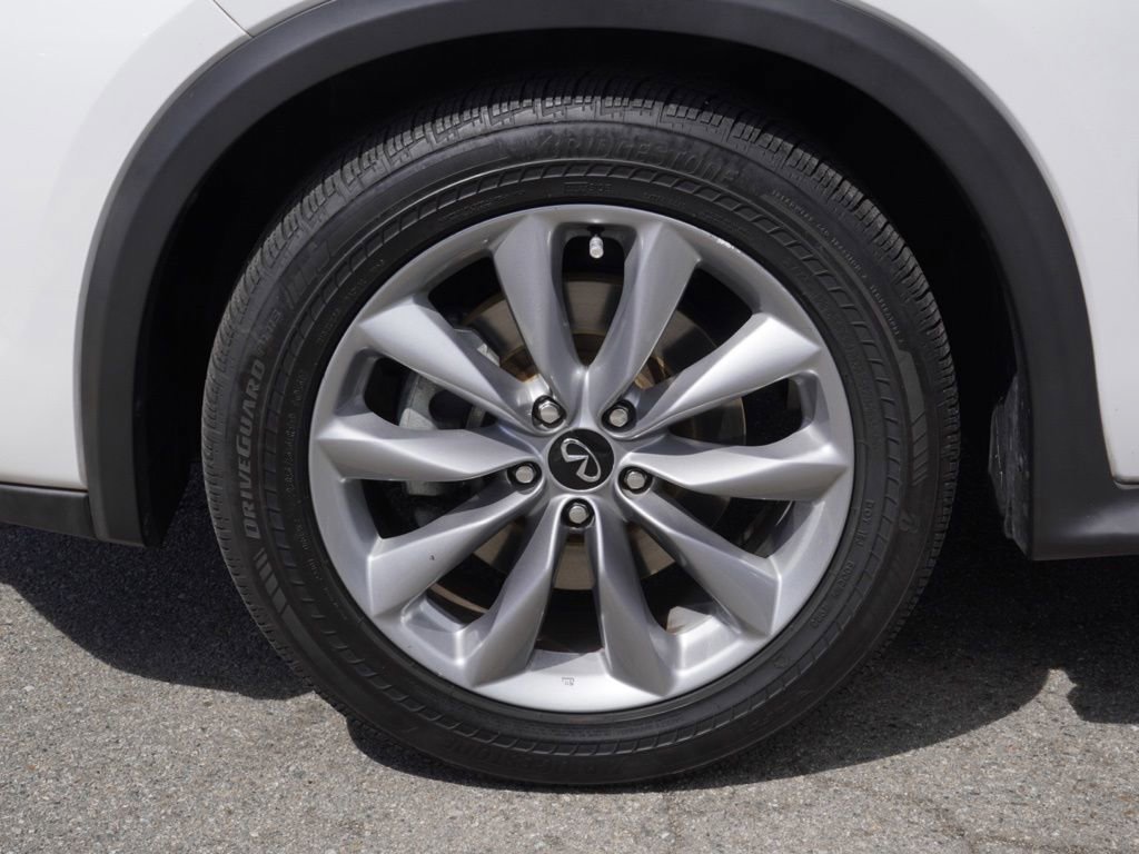 Used 2020 INFINITI QX50 Luxe FWD image 7