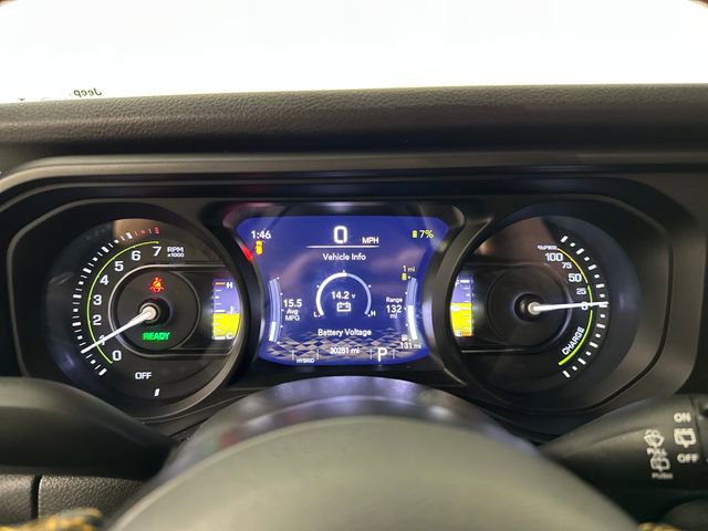 Used 2024 Jeep Wrangler Unlimited image 17